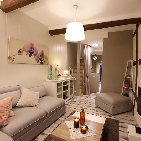 Le Cosy 40 - Maison Typique Au Centre De Malmedy Exteriör bild
